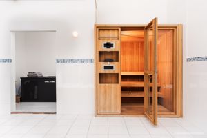 Photo 9- click for photo gallery